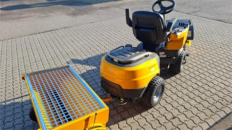 Stiga Park Pro 900 AWX Stiga Park Pro 900 AWX - Градинарска опрема: слика 4 Stiga Park Pro 900 AWX Stiga Park Pro 900 AWX - Градинарска опрема: слика 4