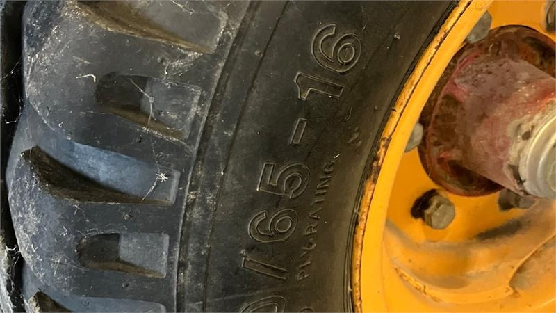 Tim 6,5T-BT - Земјоделска приколка за истурање/ Истурач: слика 3 Tim 6,5T-BT - Земјоделска приколка за истурање/ Истурач: слика 3