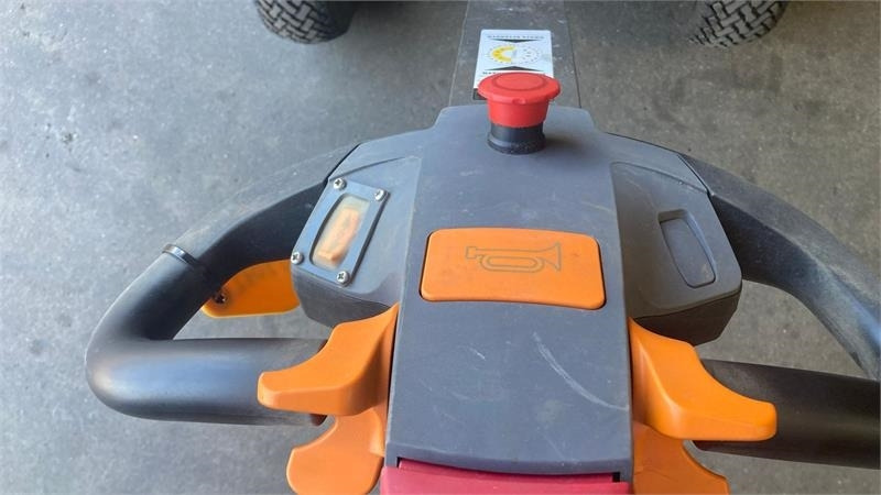 Twinca E-500 Plus - Elektrisk - Мини истоварувач: слика 4 Twinca E-500 Plus - Elektrisk - Мини истоварувач: слика 4