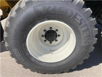 Vredestein 600/55 R26.5 - Гума за Земјоделска машина: слика 1 Vredestein 600/55 R26.5 - Гума за Земјоделска машина: слика 1