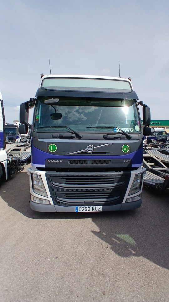 VOLVO FM 42 B3 500 - Камион со кабинска шасија: слика 1 VOLVO FM 42 B3 500 - Камион со кабинска шасија: слика 1
