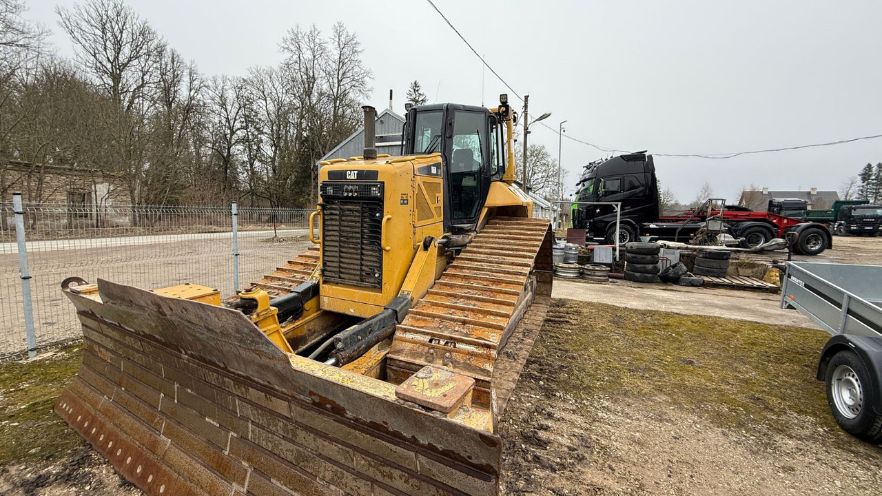 CAT D6N LGP - Булдожер: слика 1 CAT D6N LGP - Булдожер: слика 1