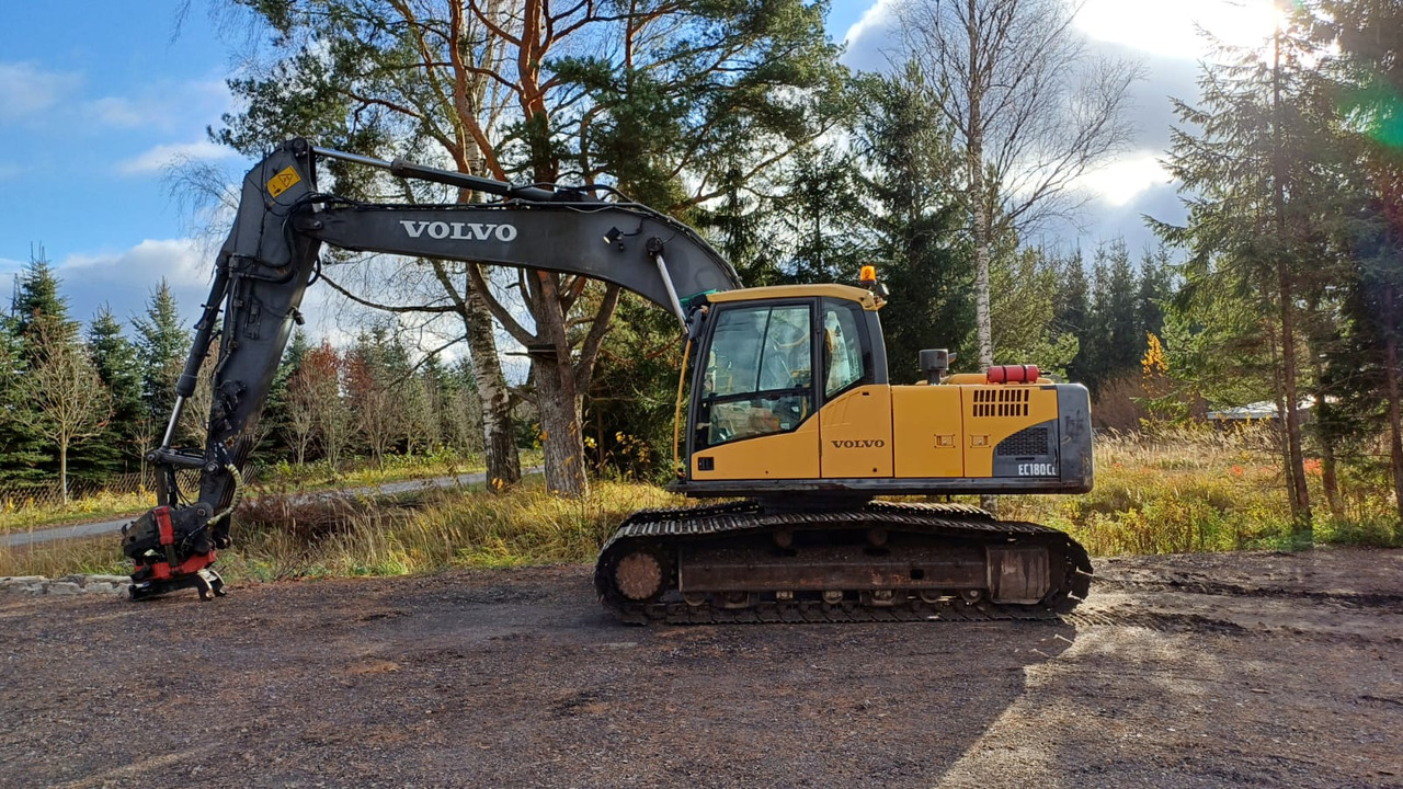 VOLVO EC180CL - Багер гасеничар: слика 2 VOLVO EC180CL - Багер гасеничар: слика 2