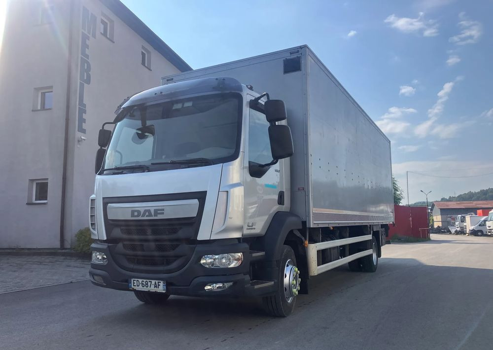 DAF DAF LF 180 kurierka kontener 18 palet - Камион сандучар: слика 2 DAF DAF LF 180 kurierka kontener 18 palet - Камион сандучар: слика 2