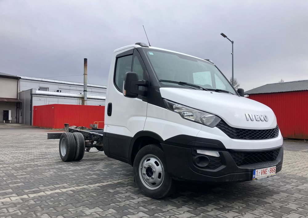 Iveco DAILY 35C14 ramo do zabudowy kiper wywrotka - Камион со кабинска шасија: слика 2 Iveco DAILY 35C14 ramo do zabudowy kiper wywrotka - Камион со кабинска шасија: слика 2