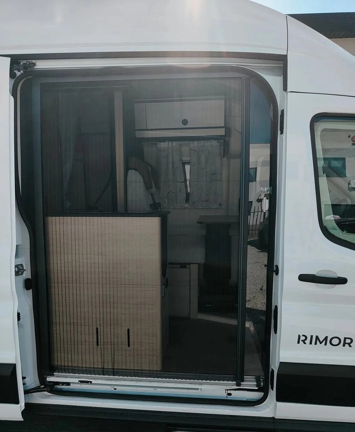 FORD Rimor NEW Ford Van 238 Truma Diesel Roller Shutters Remis AUTOMAT - Кампер: слика 5 FORD Rimor NEW Ford Van 238 Truma Diesel Roller Shutters Remis AUTOMAT - Кампер: слика 5