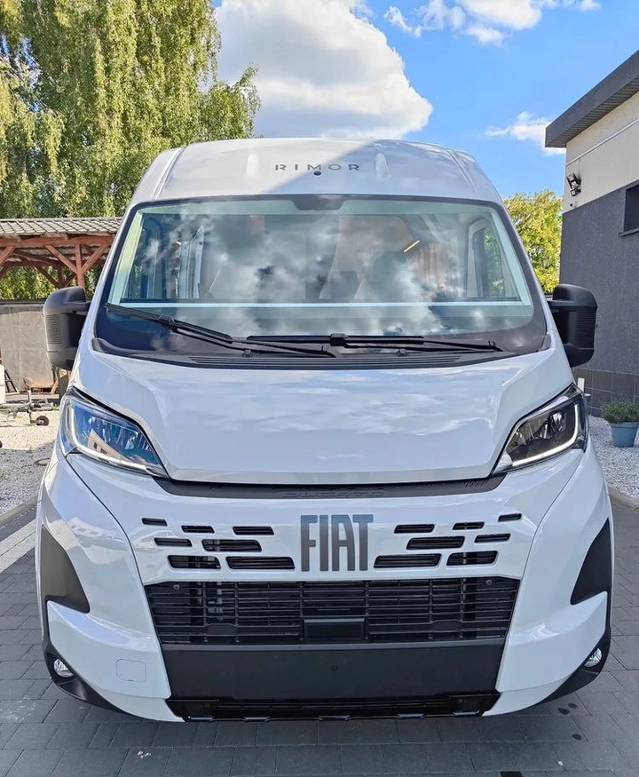 Fiat Ducato Rimor Horus 45 NEW AUTOMAT Grau Truma Diesel Lampen FULL LED 4-Sitzer - Кампер: слика 2 Fiat Ducato Rimor Horus 45 NEW AUTOMAT Grau Truma Diesel Lampen FULL LED 4-Sitzer - Кампер: слика 2