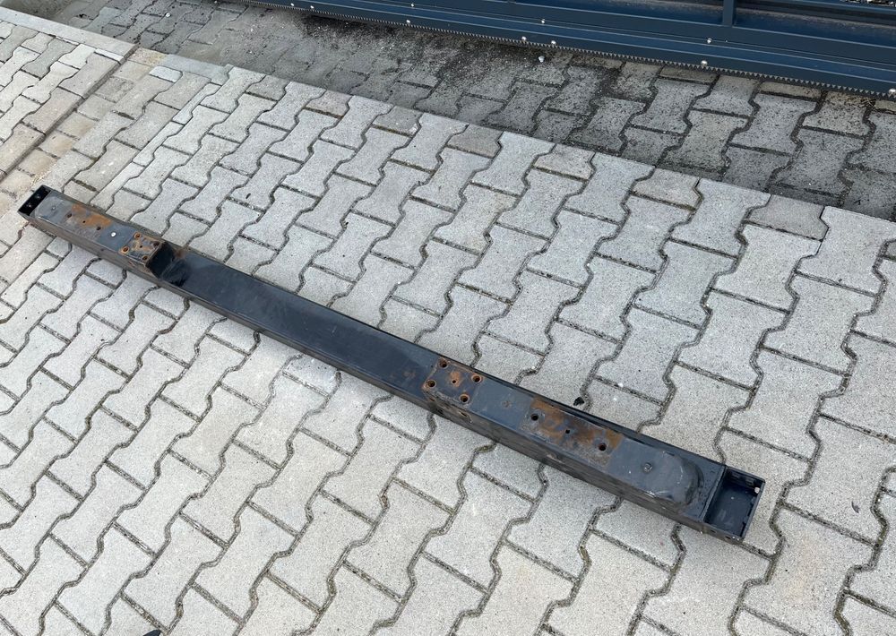 Belka najazdowa Iveco S-Way zderzak S Way - Браник за Камион: слика 3 Belka najazdowa Iveco S-Way zderzak S Way - Браник за Камион: слика 3