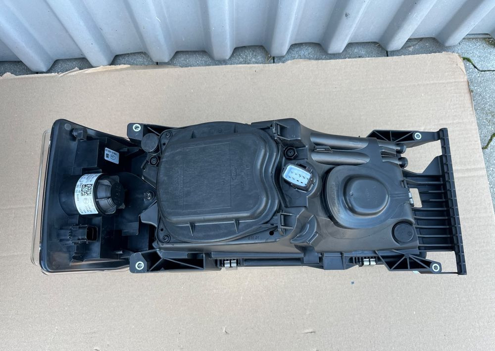 Lampa Scania R Streamline lewa reflektor 2416136 - Светло/ Осветлување за Камион: слика 2 Lampa Scania R Streamline lewa reflektor 2416136 - Светло/ Осветлување за Камион: слика 2