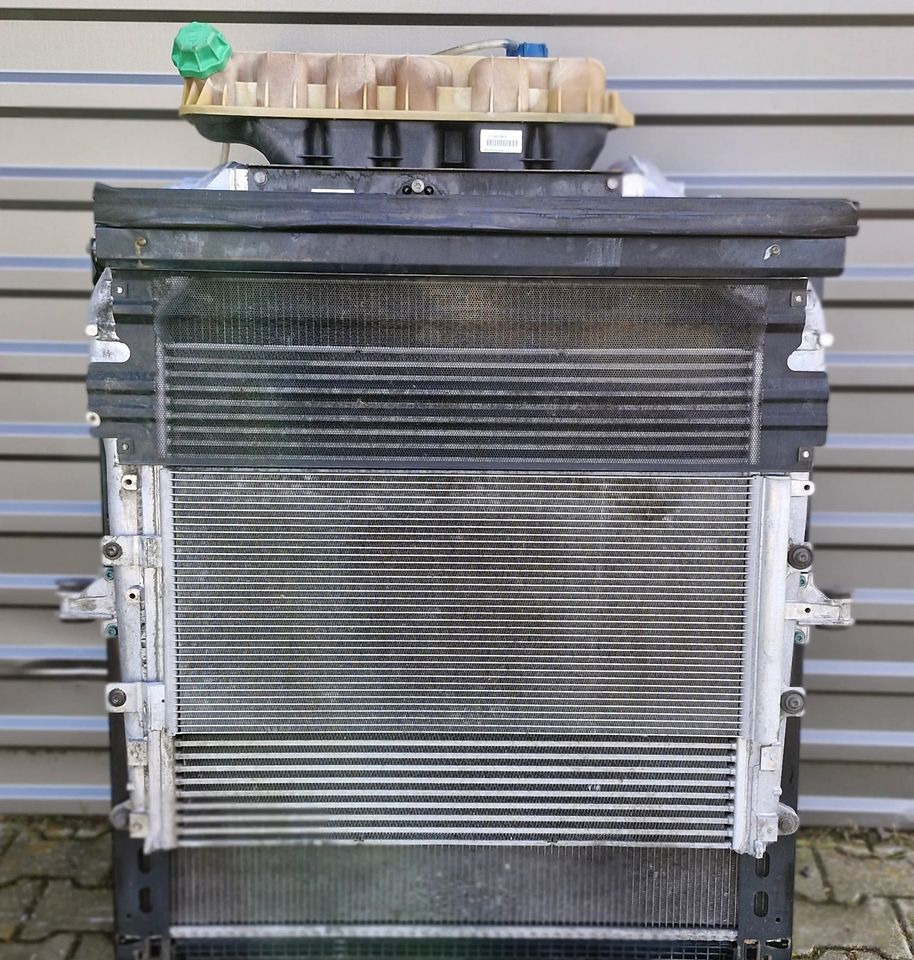 MAN TG3 TGX CHŁODNICA KOMPLET CHŁODNIC - Систем за ладење: слика 2 MAN TG3 TGX CHŁODNICA KOMPLET CHŁODNIC - Систем за ладење: слика 2