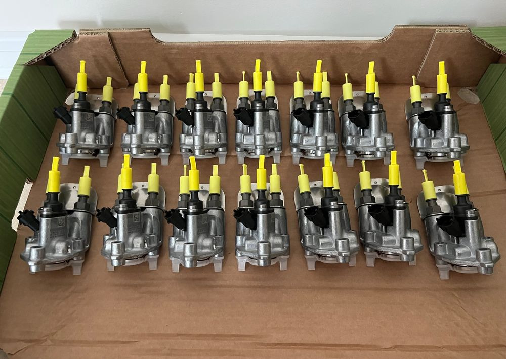 NOWY moduł dozujący Adblue Bosch 0444043073 wtrysk mocznika - AdBlue резервоар за Земјоделска машина: слика 1 NOWY moduł dozujący Adblue Bosch 0444043073 wtrysk mocznika - AdBlue резервоар за Земјоделска машина: слика 1