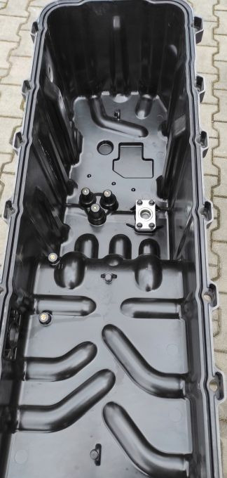 RENAULT GAMA T VOLVO FH4 MISKA OLEJOWA NOWA ORYGINAŁ 23794280 - Картер за масло за Камион: слика 2 RENAULT GAMA T VOLVO FH4 MISKA OLEJOWA NOWA ORYGINAŁ 23794280 - Картер за масло за Камион: слика 2