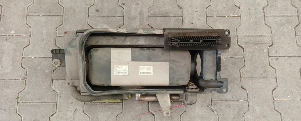 RENAULT GAMA T WEBASTO OGRZEWANIE POSTOJOWE AIR TOP EVO 3900 - Кабина и ентериер за Камион: слика 1 RENAULT GAMA T WEBASTO OGRZEWANIE POSTOJOWE AIR TOP EVO 3900 - Кабина и ентериер за Камион: слика 1