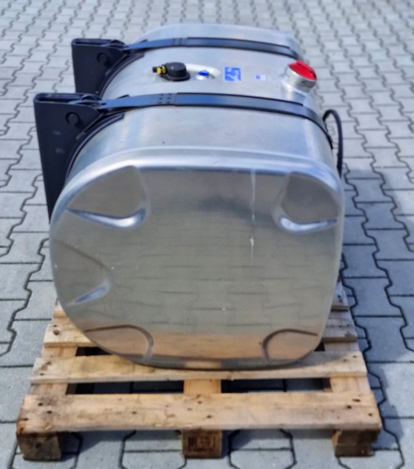 SCANIA R S ZBIORNIK PALIWA 395L NOWY - Резервоар за гориво за Камион: слика 3 SCANIA R S ZBIORNIK PALIWA 395L NOWY - Резервоар за гориво за Камион: слика 3