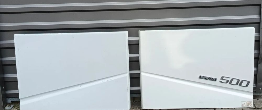 VOLVO FH4 DRZWICZKI KLAPA SCHOWKA - Каросерија и екстериер за Камион: слика 1 VOLVO FH4 DRZWICZKI KLAPA SCHOWKA - Каросерија и екстериер за Камион: слика 1