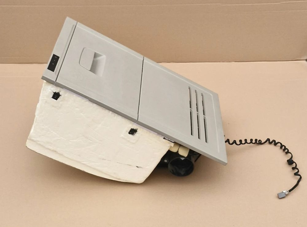 VOLVO FH4 FH5 LODÓWKA CHŁODZIARKA - Кабина и ентериер: слика 1 VOLVO FH4 FH5 LODÓWKA CHŁODZIARKA - Кабина и ентериер: слика 1