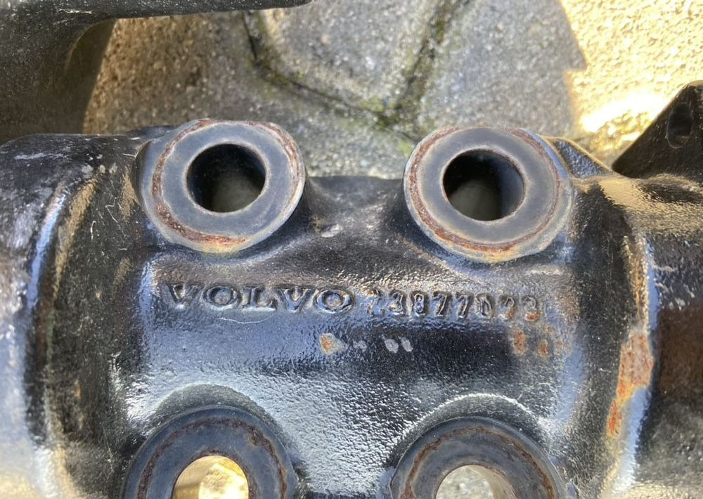 Wywrot Volvo FH 4 FH5 belka wywrotu zawieszenie - Суспензија на кабината за Камион: слика 3 Wywrot Volvo FH 4 FH5 belka wywrotu zawieszenie - Суспензија на кабината за Камион: слика 3