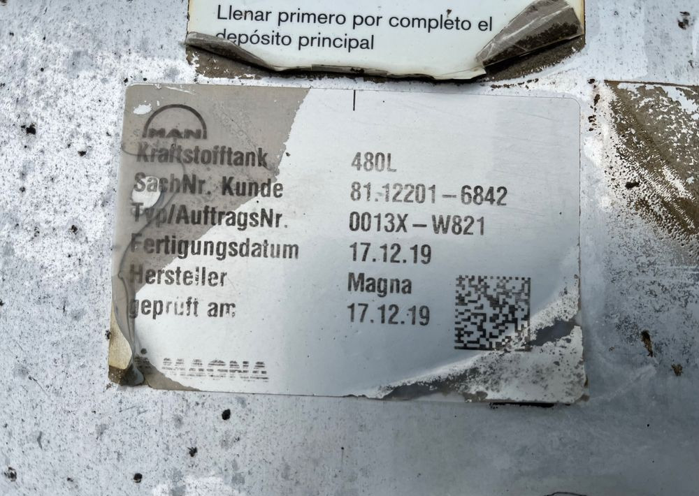 Zbiornik paliwa MAN TGX TGS 480 litrów bak - Систем за гориво за Камион: слика 5 Zbiornik paliwa MAN TGX TGS 480 litrów bak - Систем за гориво за Камион: слика 5