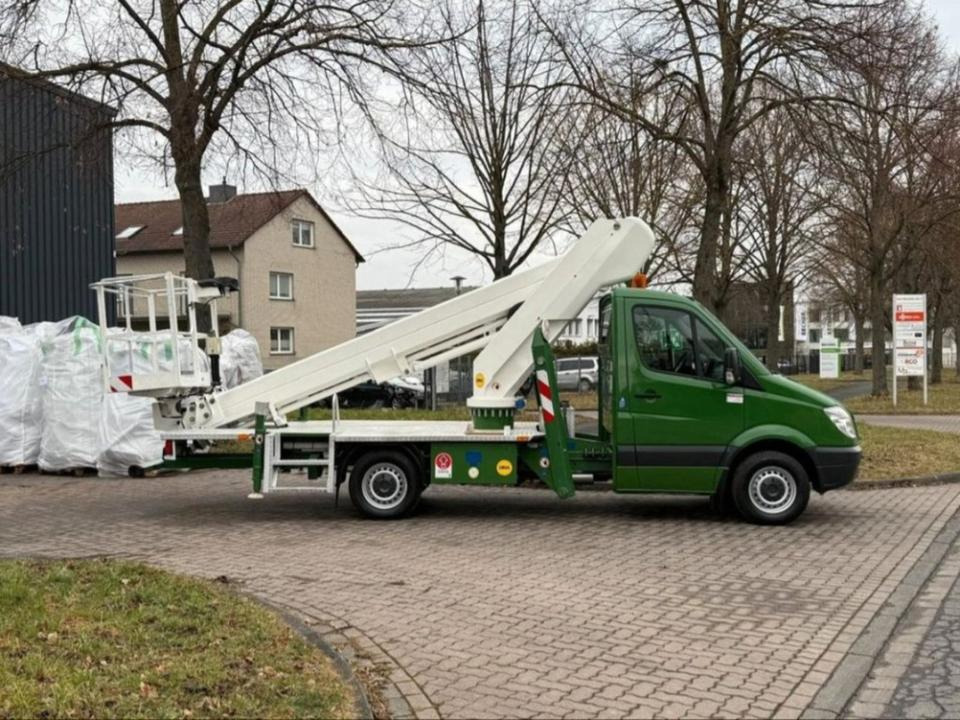 Arbeitsbühne Hubsteiger Hebebühne Mieten Leihen 3,5t 22m - Камион со подигачка кошница: слика 5 Arbeitsbühne Hubsteiger Hebebühne Mieten Leihen 3,5t 22m - Камион со подигачка кошница: слика 5