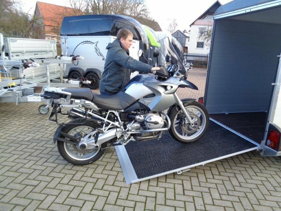 Böckmann KT-PB-AL 3015/27 Kofferanhänge Flügeltür PKW Anhänger - Приколка сандучар: слика 2 Böckmann KT-PB-AL 3015/27 Kofferanhänge Flügeltür PKW Anhänger - Приколка сандучар: слика 2