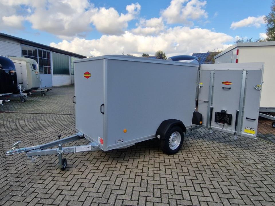 Böckmann,Kofferanhänger KT2513 F Tür-Rampe,750kg - Приколка сандучар: слика 1 Böckmann,Kofferanhänger KT2513 F Tür-Rampe,750kg - Приколка сандучар: слика 1