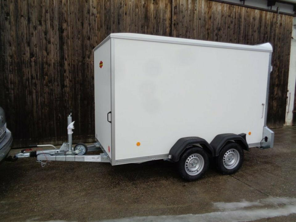 Böckmann PKW-Anhänger, KT3015/20 M-F, Koffer, 2,0 to. - Приколка сандучар: слика 1 Böckmann PKW-Anhänger, KT3015/20 M-F, Koffer, 2,0 to. - Приколка сандучар: слика 1