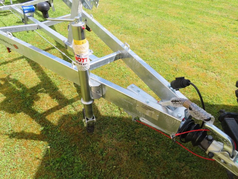 Лизинг на  Böckmann - TPV PKW Anhänger Bootstrailer 2,7 to. Bootsanhänger Böckmann - TPV PKW Anhänger Bootstrailer 2,7 to. Bootsanhänger: слика 11