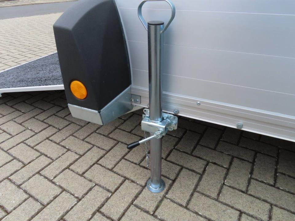 Kofferanhänger Motorradanhänger Mietanhänger Umzug Leihanhänger - Приколка за мотоцикл: слика 3 Kofferanhänger Motorradanhänger Mietanhänger Umzug Leihanhänger - Приколка за мотоцикл: слика 3