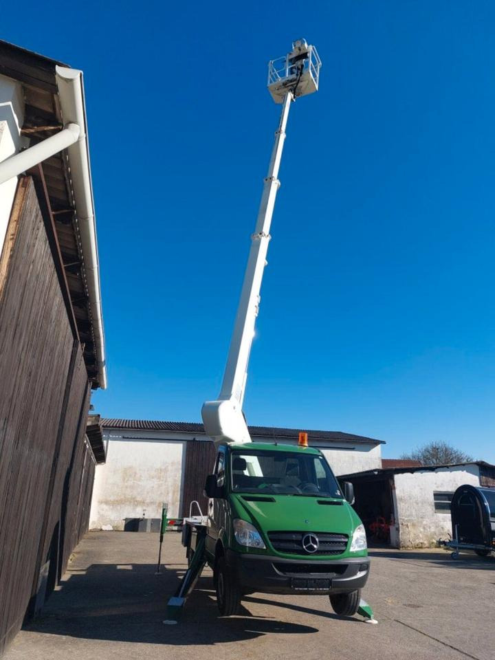 Mercedes Wumag Arbeitsbühne Hubsteiger Hebebühne 3,5t 22m - Камион со подигачка кошница: слика 3 Mercedes Wumag Arbeitsbühne Hubsteiger Hebebühne 3,5t 22m - Камион со подигачка кошница: слика 3