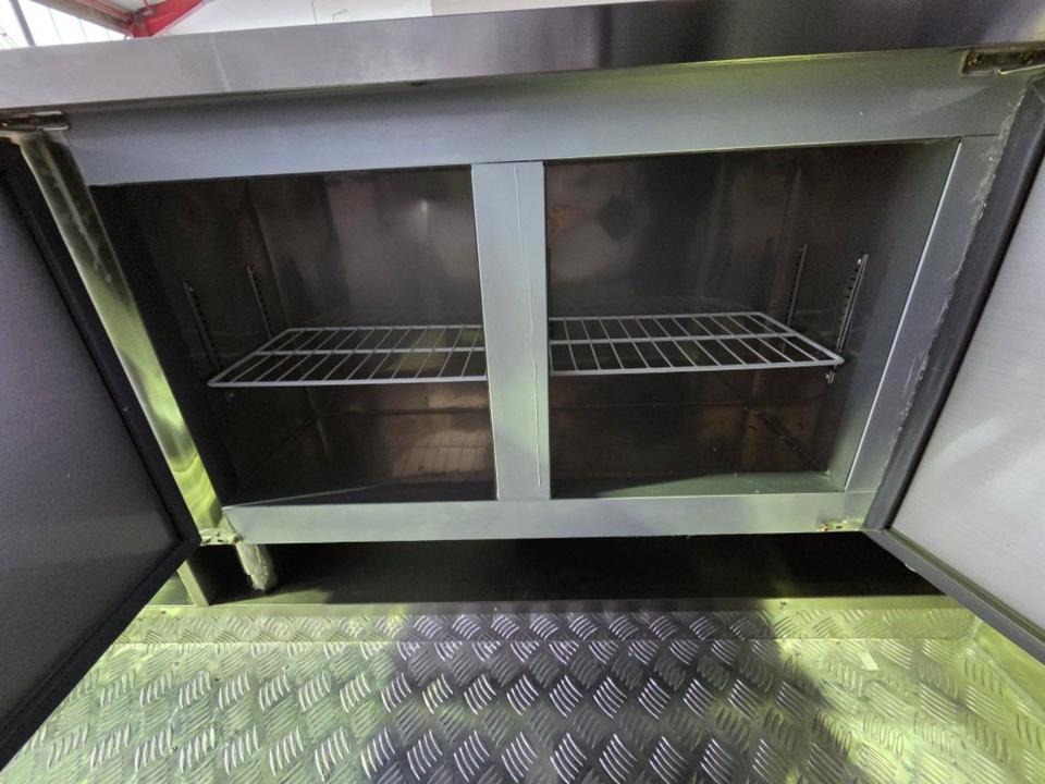 Приколка за продажба на добра PKW-Anhänger Food-Trailer Verkaufsanhänger Imbiss Abzugshaube: слика 15