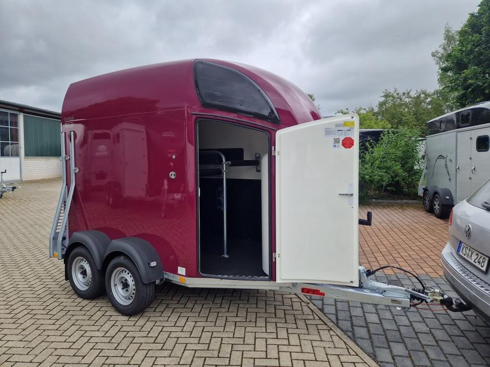 Pferdeanhänger Böckmann Comfort, Sattelk,Aluboden 100 km/h - Приколка за коњи: слика 2 Pferdeanhänger Böckmann Comfort, Sattelk,Aluboden 100 km/h - Приколка за коњи: слика 2