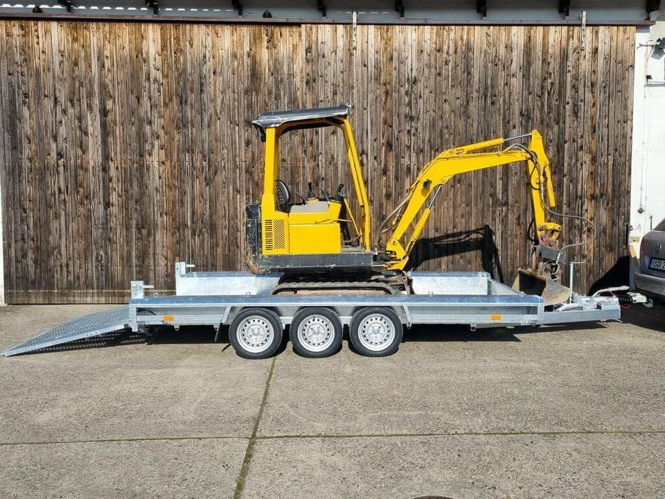 Tridem Maschinentransporter 3,5t, PKW-Anhänger 4,8 x 1,8m - Приколка за градежни машини: слика 1 Tridem Maschinentransporter 3,5t, PKW-Anhänger 4,8 x 1,8m - Приколка за градежни машини: слика 1