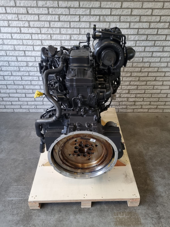Cummins B6.7 stage 5 CM2350 CPL4834 - Мотор за Справувач со отпад/ Индустрија: слика 5 Cummins B6.7 stage 5 CM2350 CPL4834 - Мотор за Справувач со отпад/ Индустрија: слика 5