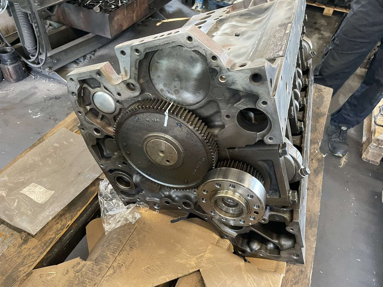 Deutz TCD 2012 L06 2V remanufactured short engine - Мотор за Индустриска опрема: слика 3 Deutz TCD 2012 L06 2V remanufactured short engine - Мотор за Индустриска опрема: слика 3
