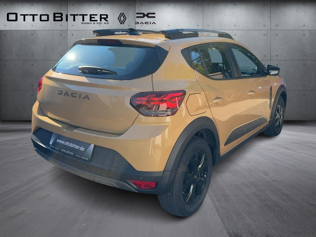 Dacia Sandero Stepway Extreme TCe110 CITY-PAKET/NAVI - Седан: слика 4 Dacia Sandero Stepway Extreme TCe110 CITY-PAKET/NAVI - Седан: слика 4