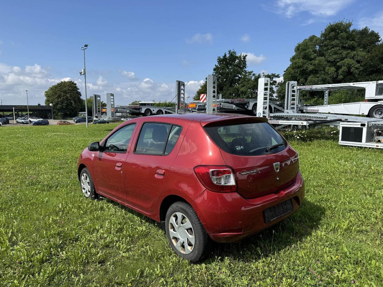 Dacia Sandero TCe90 Laureate +STEUERKETTE RASSELT+ - Седан: слика 3 Dacia Sandero TCe90 Laureate +STEUERKETTE RASSELT+ - Седан: слика 3