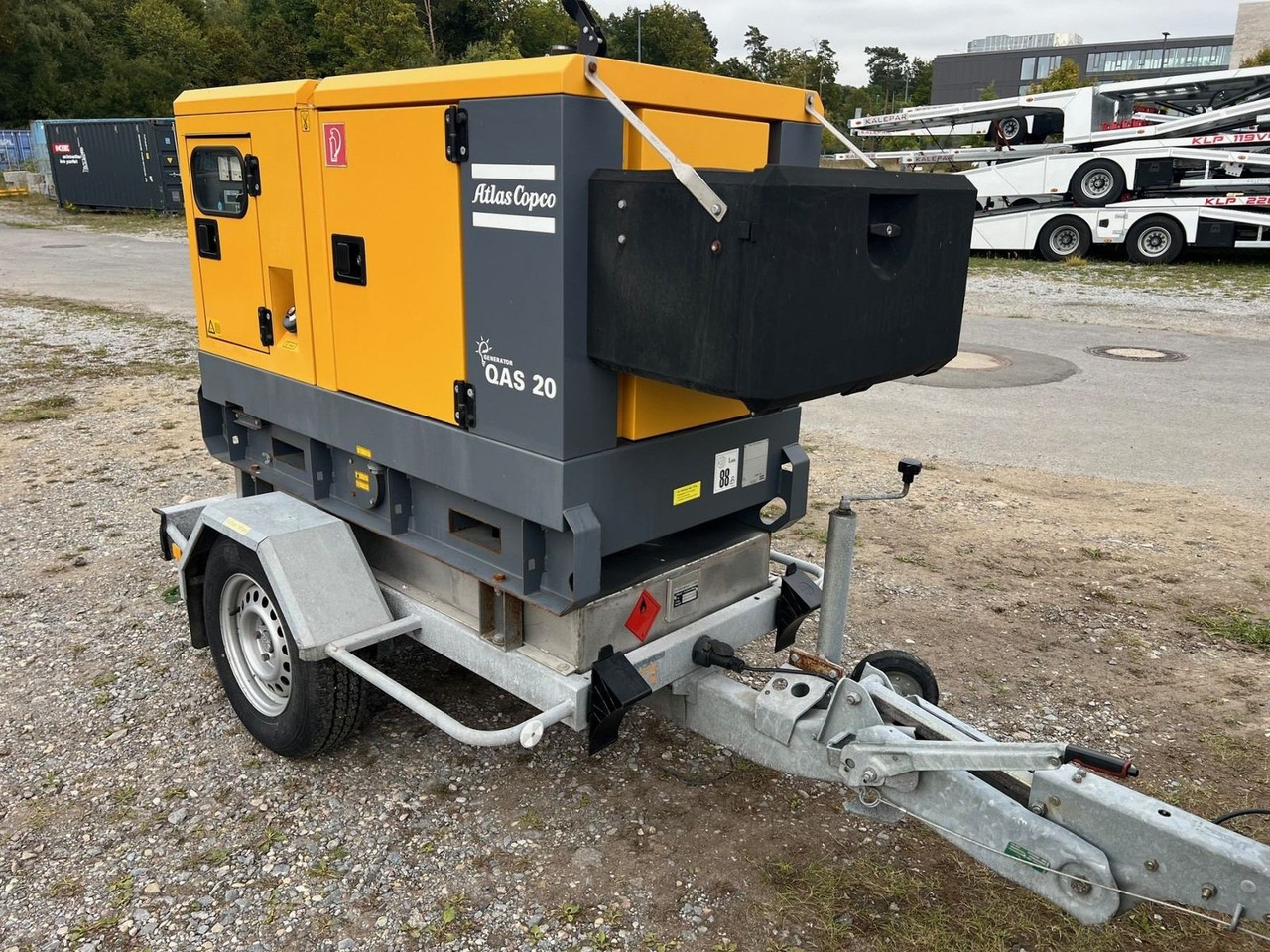 IBERICA Atlas Copco Stromerzeuger QAS20 (20kVA/1 - Автомобил приколка: слика 4 IBERICA Atlas Copco Stromerzeuger QAS20 (20kVA/1 - Автомобил приколка: слика 4