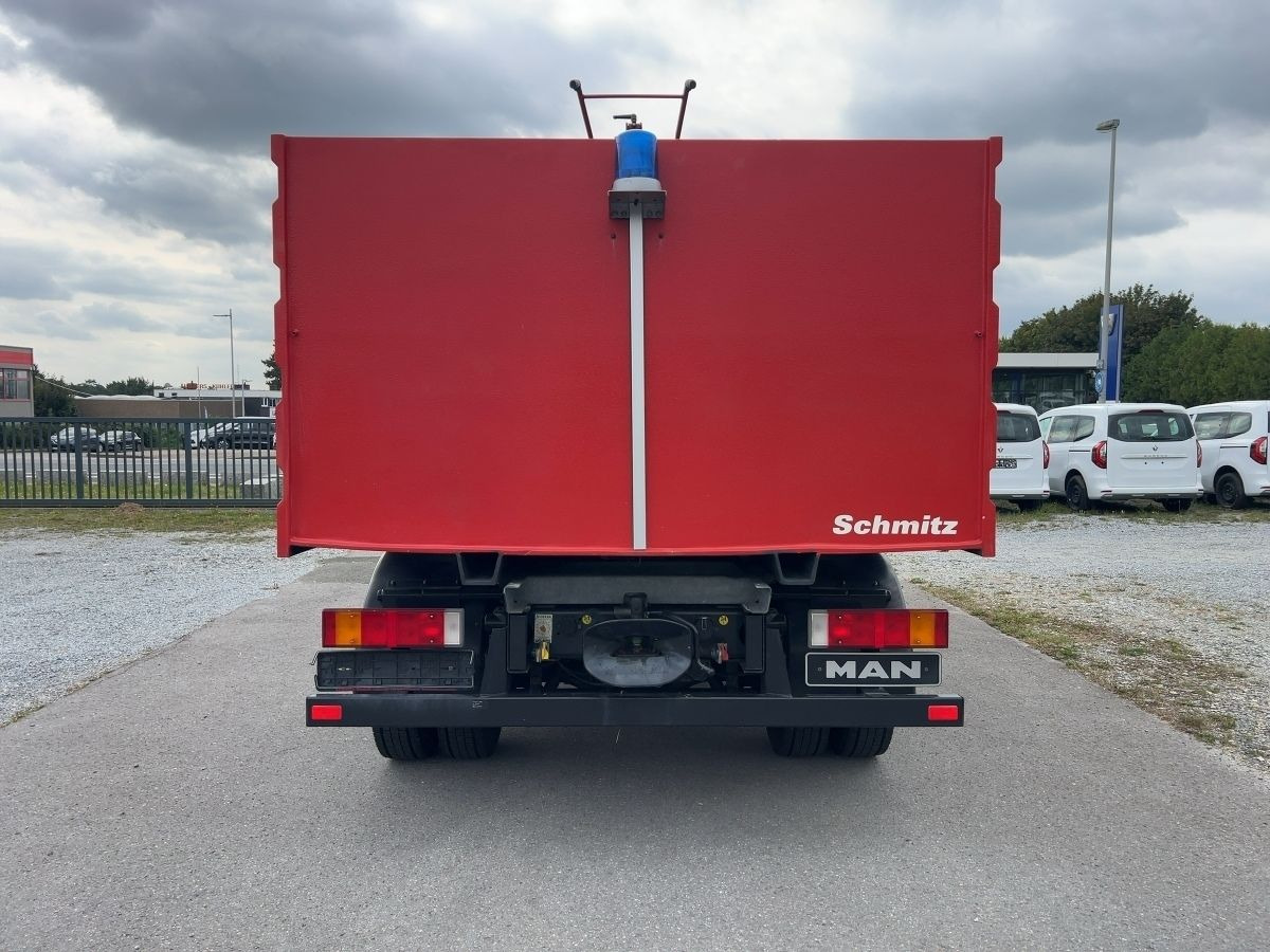 MAN LE 8150 4x2 Löschfahrzeug/Feuerwehr/Wassertank - Камион: слика 3 MAN LE 8150 4x2 Löschfahrzeug/Feuerwehr/Wassertank - Камион: слика 3