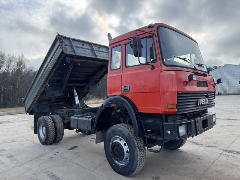 Iveco Magirus 180-23 (GRAND PONT / 4X4 / LAMES / POMPE MANUELLE) - Кипер: слика 3 Iveco Magirus 180-23 (GRAND PONT / 4X4 / LAMES / POMPE MANUELLE) - Кипер: слика 3