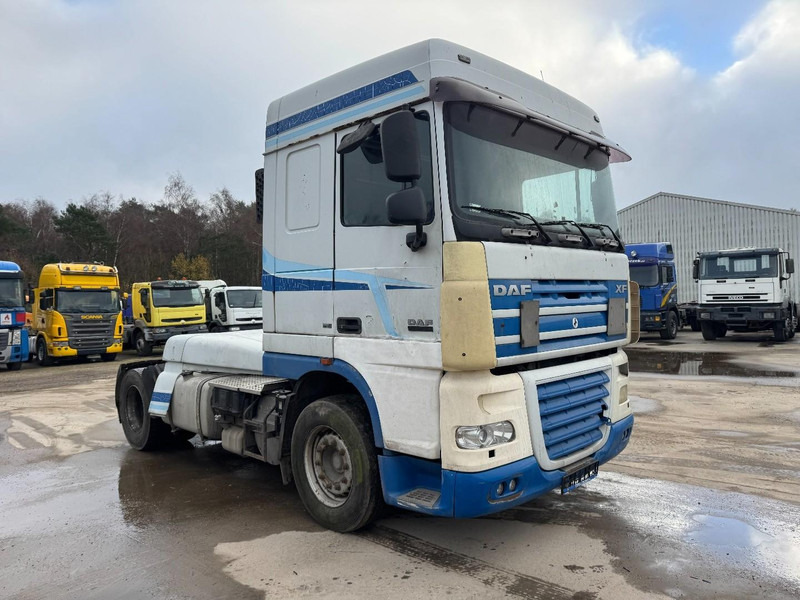 DAF 105 XF 460 Space Cab (MANUAL GEARBOX / BOITE MANUELLE) - Камион влекач: слика 3 DAF 105 XF 460 Space Cab (MANUAL GEARBOX / BOITE MANUELLE) - Камион влекач: слика 3