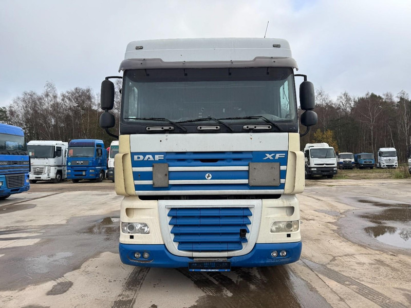DAF 105 XF 460 Space Cab (MANUAL GEARBOX / BOITE MANUELLE) - Камион влекач: слика 2 DAF 105 XF 460 Space Cab (MANUAL GEARBOX / BOITE MANUELLE) - Камион влекач: слика 2