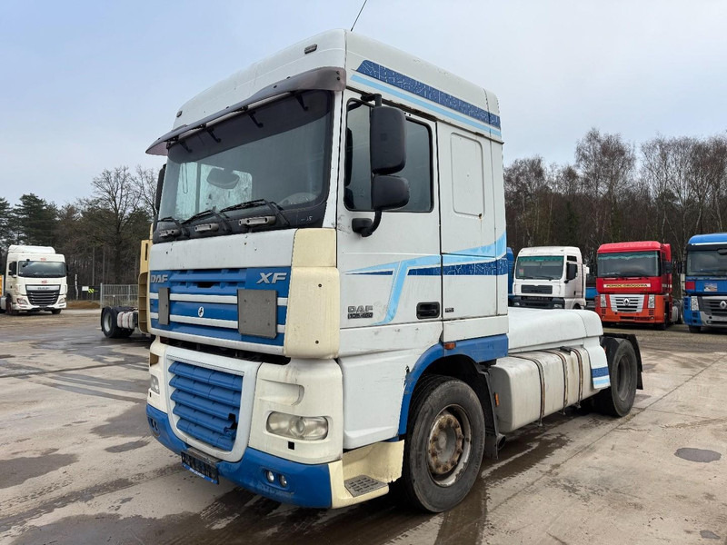 DAF 105 XF 460 Space Cab (MANUAL GEARBOX / BOITE MANUELLE) - Камион влекач: слика 1 DAF 105 XF 460 Space Cab (MANUAL GEARBOX / BOITE MANUELLE) - Камион влекач: слика 1