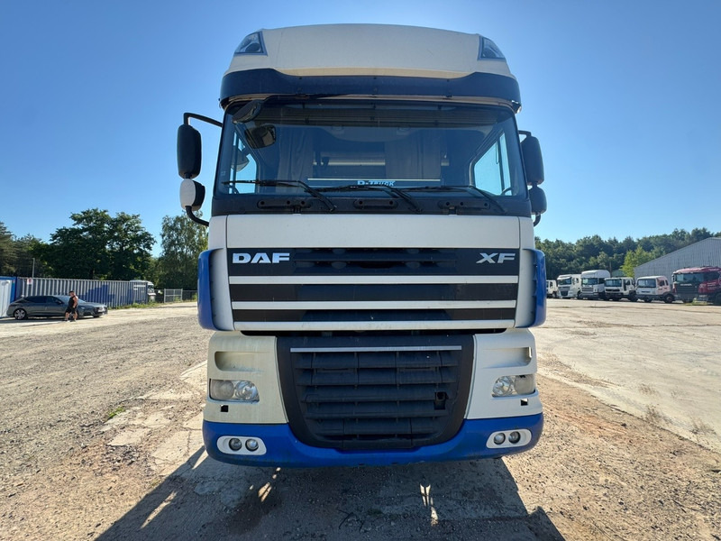 DAF 105 XF 460 Super Space Cab (GOOD CONDITION / BON ETAT) - Камион влекач: слика 2 DAF 105 XF 460 Super Space Cab (GOOD CONDITION / BON ETAT) - Камион влекач: слика 2