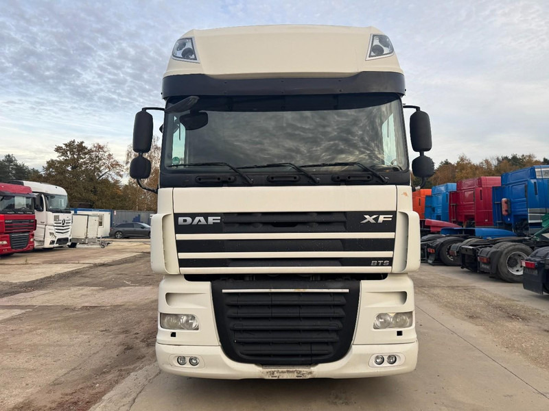 DAF 105 XF 460 Super Space Cab (PERFECT CONDITION / PARFAIT ETAT) - Камион влекач: слика 2 DAF 105 XF 460 Super Space Cab (PERFECT CONDITION / PARFAIT ETAT) - Камион влекач: слика 2