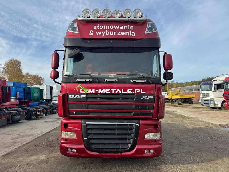 DAF 105 XF 510 Super Space Cab (MANUAL GEARBOX / BOITE MANUELLE / PTO /PERFECT !!!) - Камион влекач: слика 2 DAF 105 XF 510 Super Space Cab (MANUAL GEARBOX / BOITE MANUELLE / PTO /PERFECT !!!) - Камион влекач: слика 2