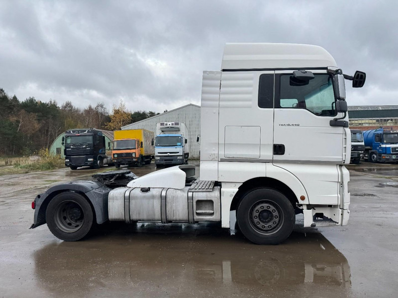 MAN TGA 18.440 (MANUAL GEARBOX / BOITE MANUELLE) - Камион влекач: слика 4 MAN TGA 18.440 (MANUAL GEARBOX / BOITE MANUELLE) - Камион влекач: слика 4