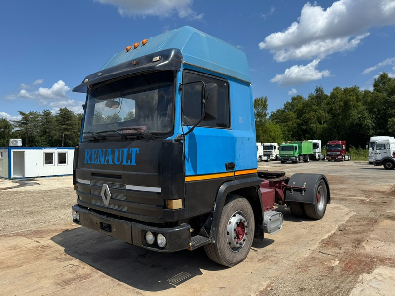Renault R 340 Major (GRAND PONT / BOITE MANUELLE / POMPE MANUELLE) - Камион влекач: слика 1 Renault R 340 Major (GRAND PONT / BOITE MANUELLE / POMPE MANUELLE) - Камион влекач: слика 1