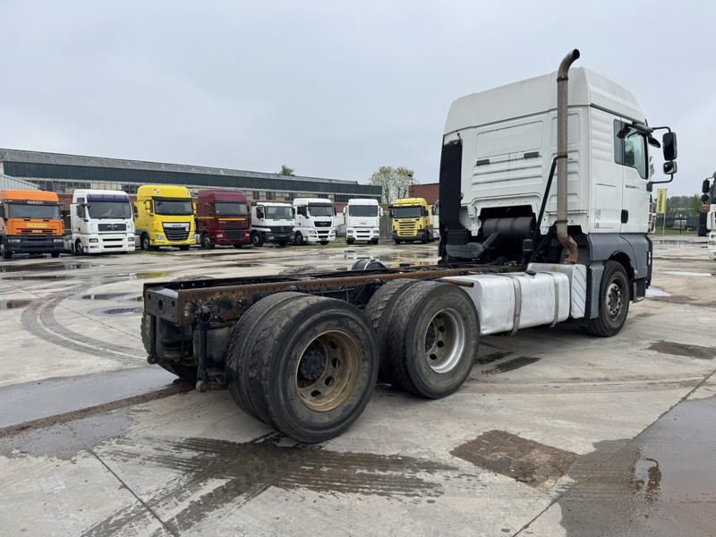 MAN TGA 33.480 (MANUAL GEARBOX / BOITE MANUELLE / 6X4 / CAMION FRANCAIS EN BON ETAT !) - Камион со кабинска шасија: слика 5 MAN TGA 33.480 (MANUAL GEARBOX / BOITE MANUELLE / 6X4 / CAMION FRANCAIS EN BON ETAT !) - Камион со кабинска шасија: слика 5