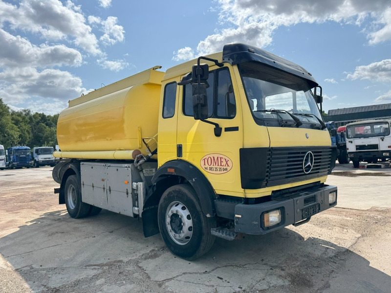 Mercedes-Benz SK 1726 (13.000L / 2 COMPARTIMENTS / GRAND PONT / LAMES / V8) - Камион цистерна: слика 3 Mercedes-Benz SK 1726 (13.000L / 2 COMPARTIMENTS / GRAND PONT / LAMES / V8) - Камион цистерна: слика 3