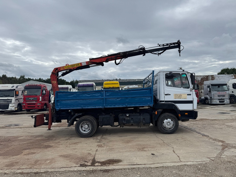 Mercedes-Benz SK 917 (STEEL SUSPENSION / PARLFINGER CRANE / AUXILIARY / 6 CYLINDER WITH MANUAL PUMP) - Кипер, Камион со кран: слика 4 Mercedes-Benz SK 917 (STEEL SUSPENSION / PARLFINGER CRANE / AUXILIARY / 6 CYLINDER WITH MANUAL PUMP) - Кипер, Камион со кран: слика 4